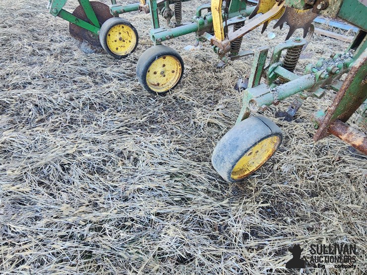 john-deere-er104-6r30"-cultivator-image-10
