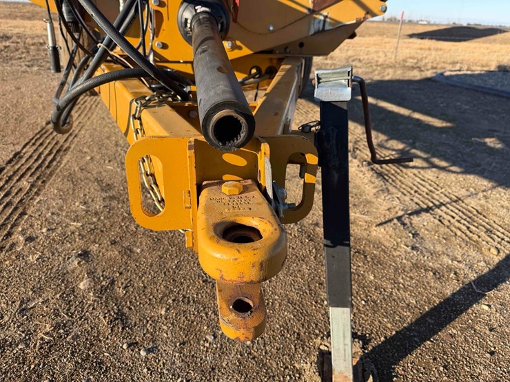 2011-haybuster-2650-image-9