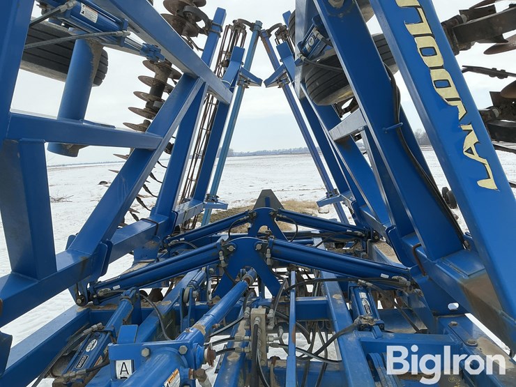 2013-landoll-7431-29-image-11