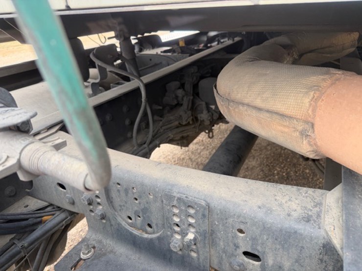 #227-•-2020-mack-anthem-image-36