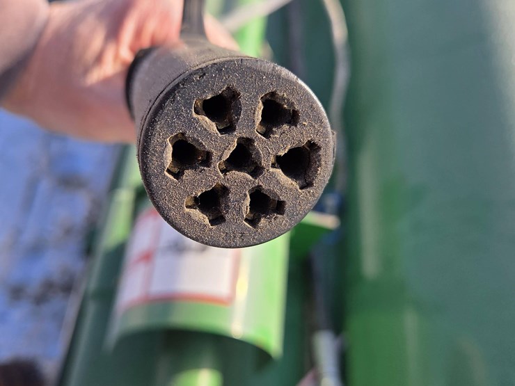 2012-john-deere-120-image-9