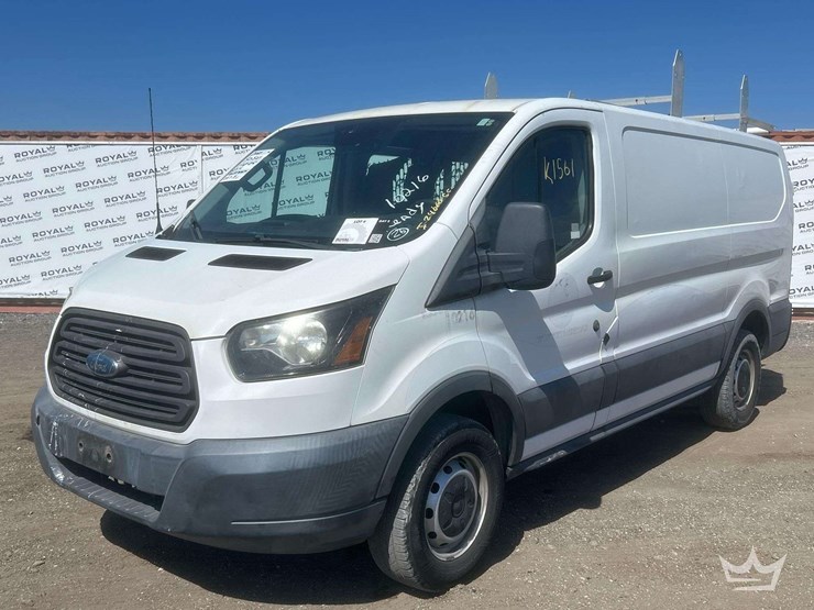 2017-ford-transit-image-1