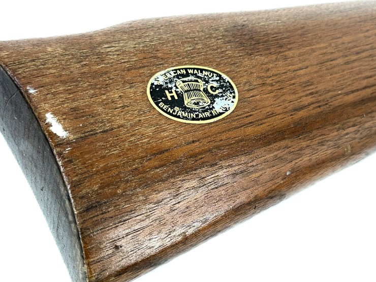 #1075-•-benjamin-air-rifle-company-pellet-gun-image-3