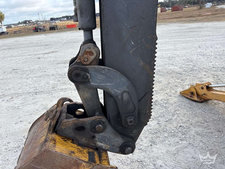 2015-deere-310sl-image-13