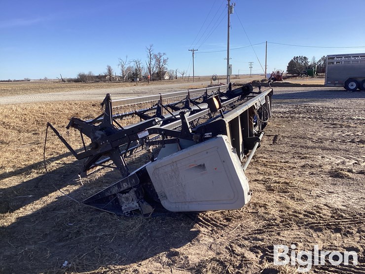 1983-gleaner-730-image-5