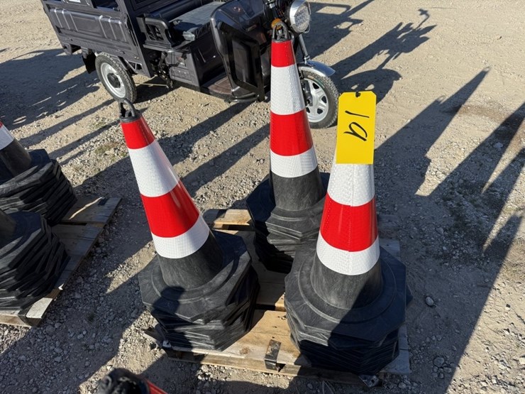 25-traffic-cones-image-1