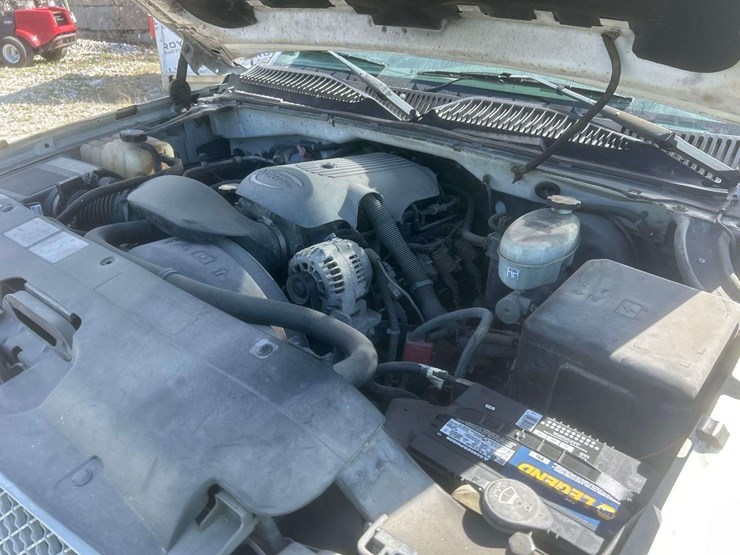 2004-chevrolet-silverado-1500-image-12