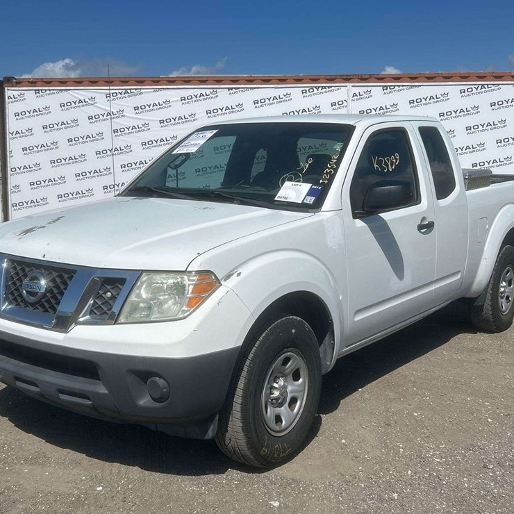 2014 NISSAN FRONTIER