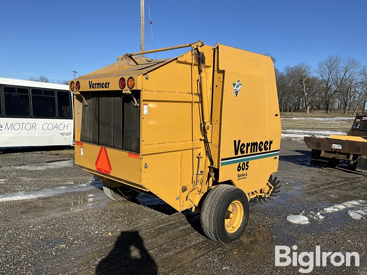 2000-vermeer-605l-image-5