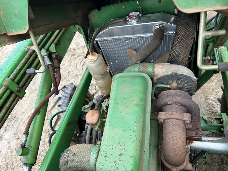 john-deere-1050-image-13