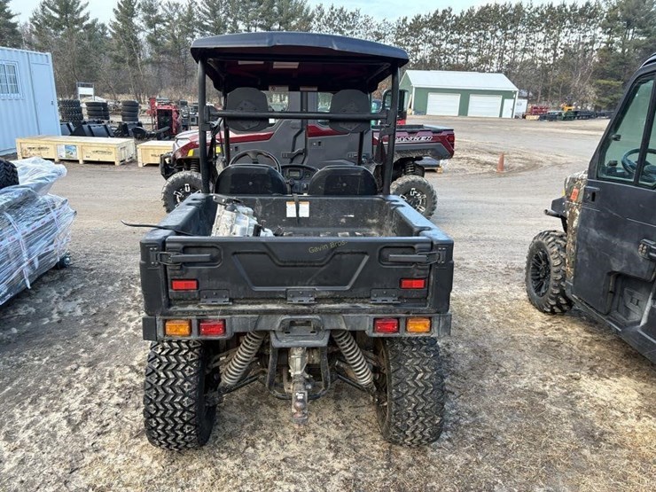 2015-tomberlin-vanish-image-5