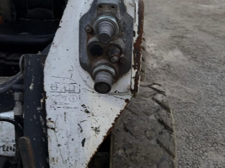 bobcat-s550-image-11
