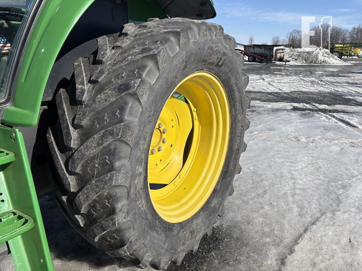 2011-john-deere-7130-image-7