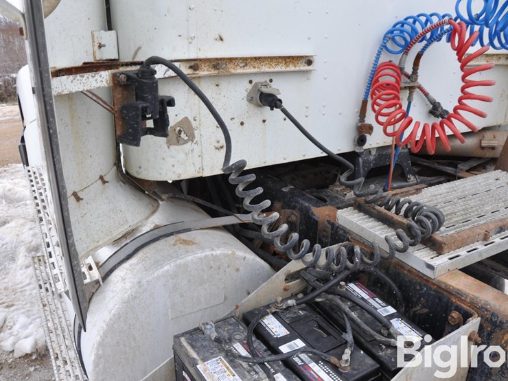 1991-international-t/a-truck-tractor-image-18