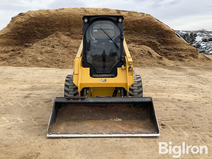 2022-caterpillar-242d3-image-2