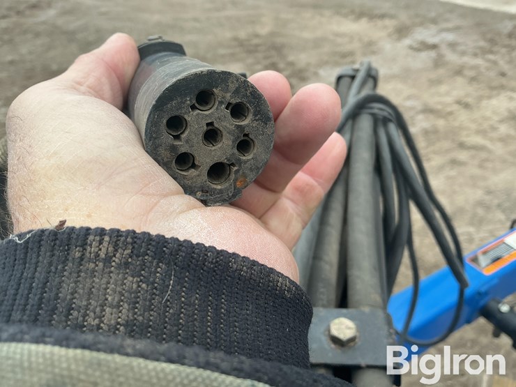 new-holland-st250-image-12