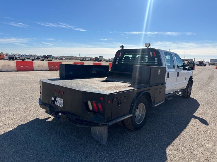 2015-ford-f350-image-4