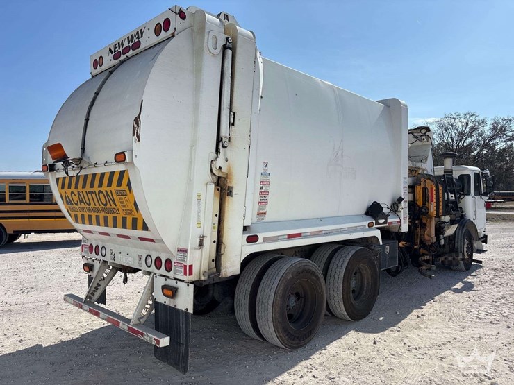 2016-autocar-xpeditor-image-3