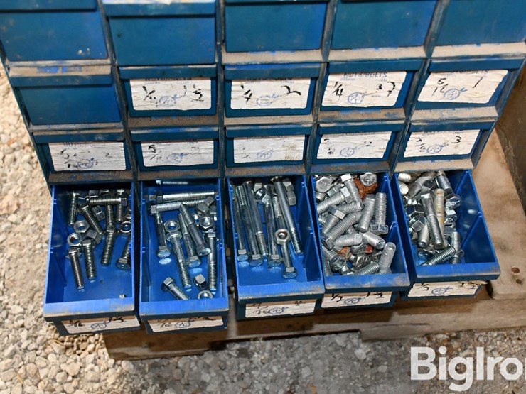 pallet-of-farm-support-image-16