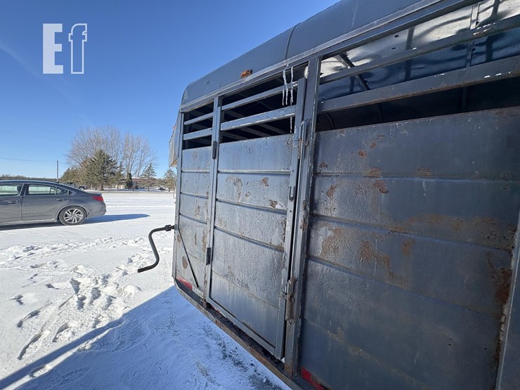 2012-chaparral-trlrs-of-iowa-image-11