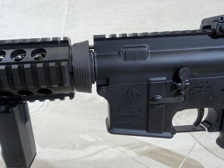 #213-•-bushmaster-model-xm15-e2s-ar-rifle-image-8