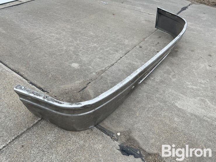 international-9000-image-3