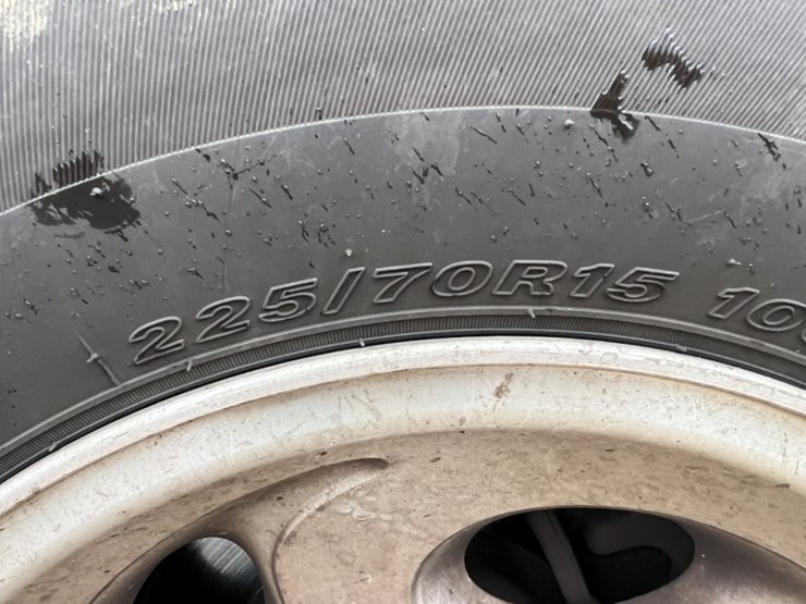 1997-ford-explorer-xlt-image-16