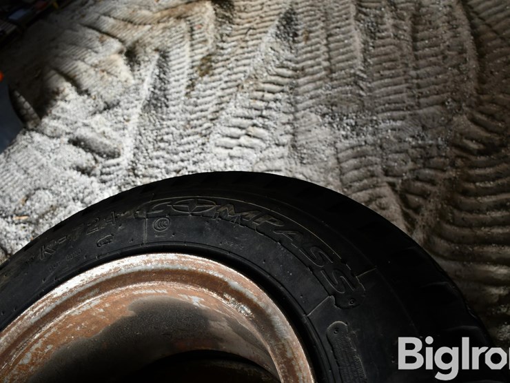 pallet-of-tires-image-10