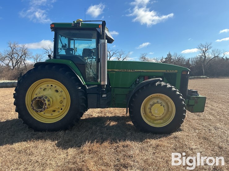 1995-john-deere-8300-image-4
