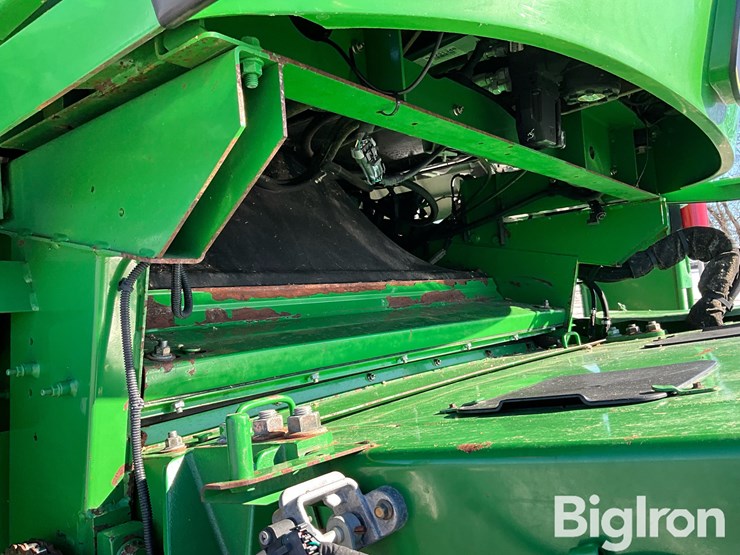 2010-john-deere-9770-sts-image-17