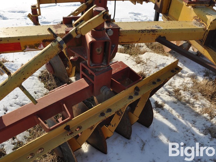 sunflower-9210-3-pt-levee-plow-w/-seeder-&-packer-image-19