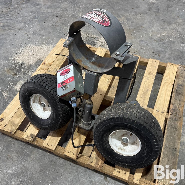 Swinger Gen II Remote Controlled Swing Hopper Mover Auger Hopper Assist