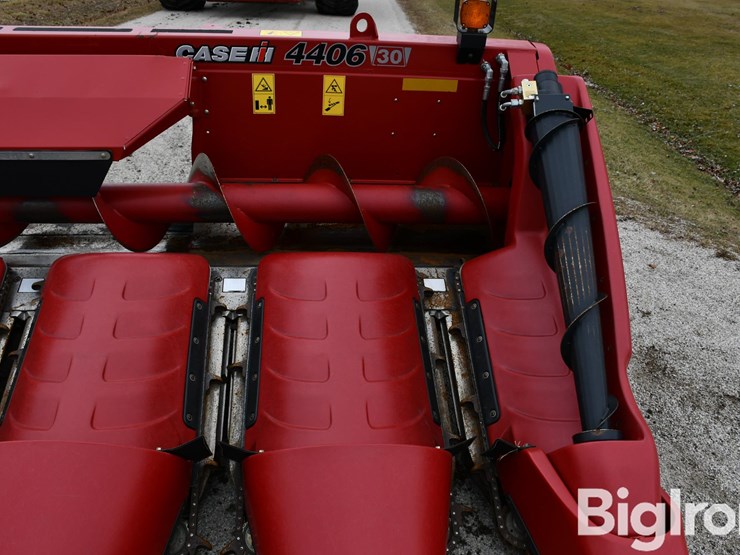 2014-case-ih-4406-image-9