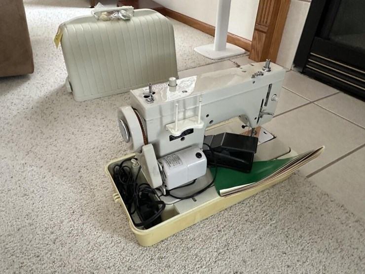 new-home-sewing-machine-image-4