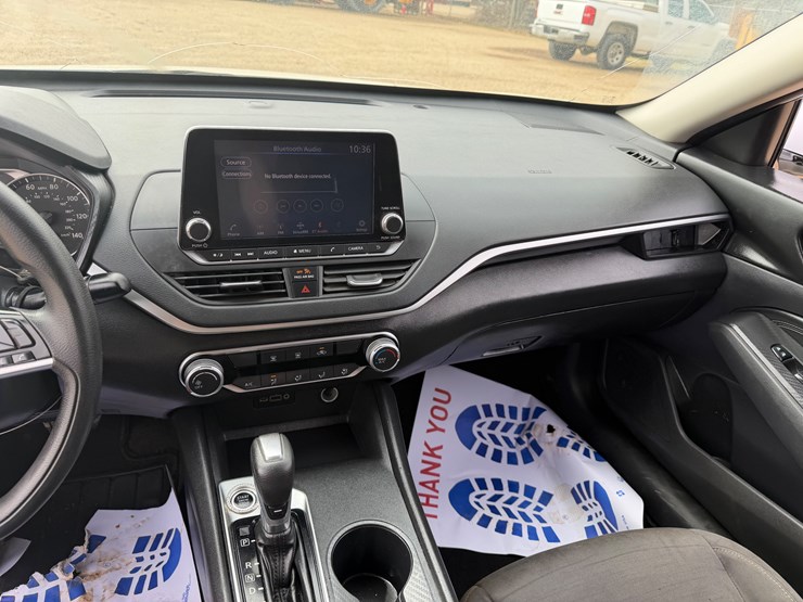 #778-•-2019-nissan-altima-image-9