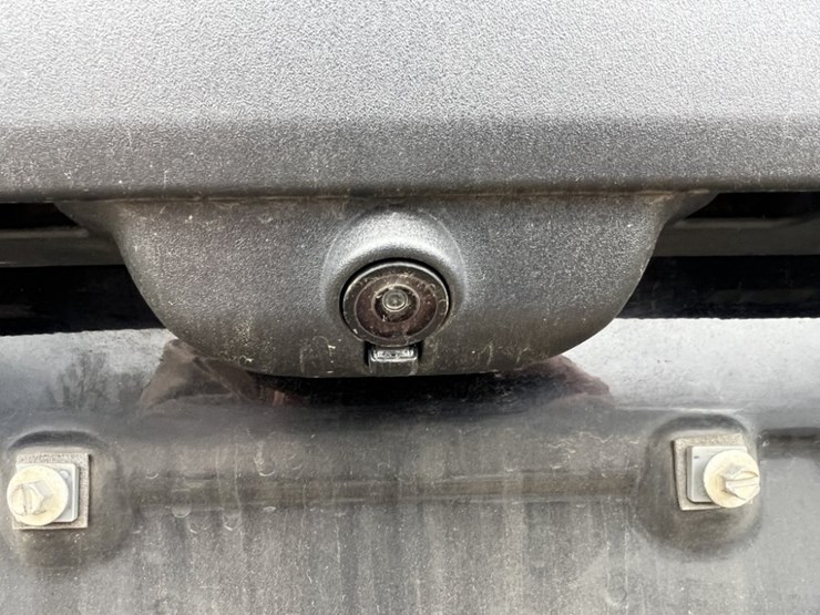 2019-ford-explorer-image-19