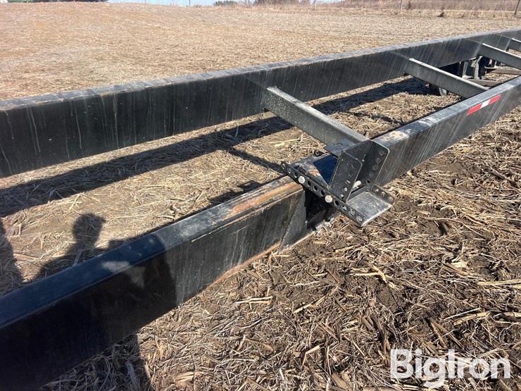 48'-t/a-header-trailer-image-18