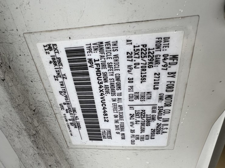 1997-ford-explorer-xlt-image-10