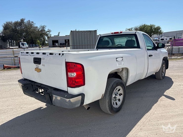 2012-chevrolet-silverado-1500-image-3