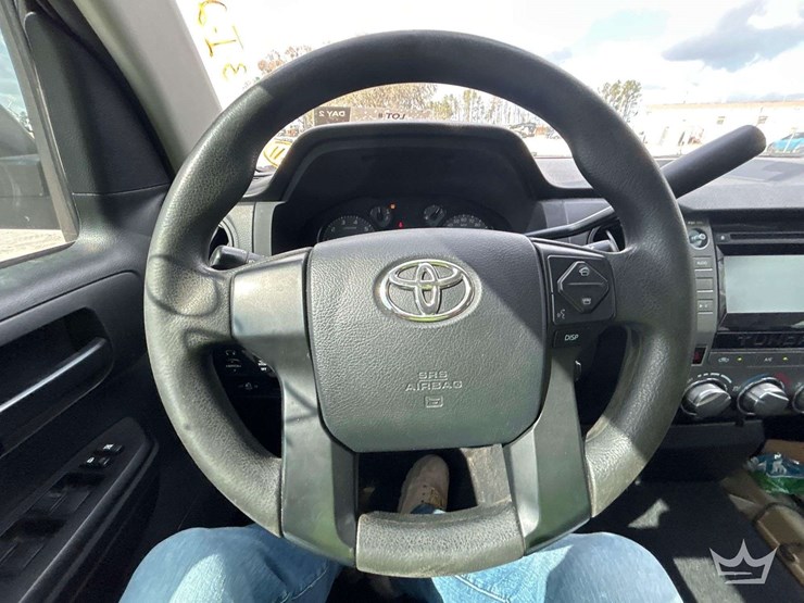 2017-toyota-tundra-image-14