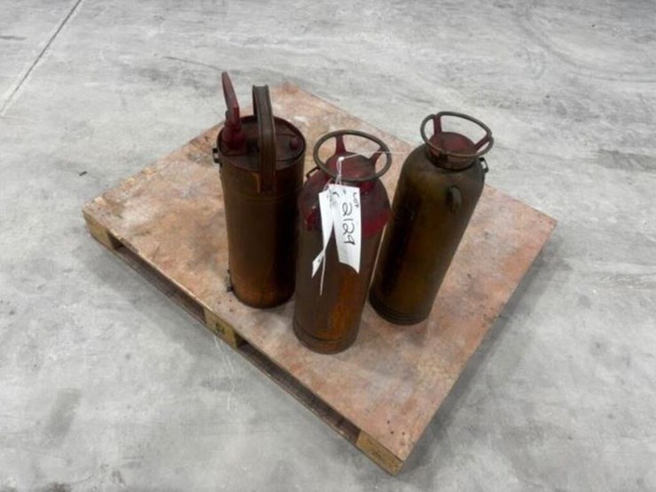 qty-of-(3)-antique-fire-extinguishers-image-1