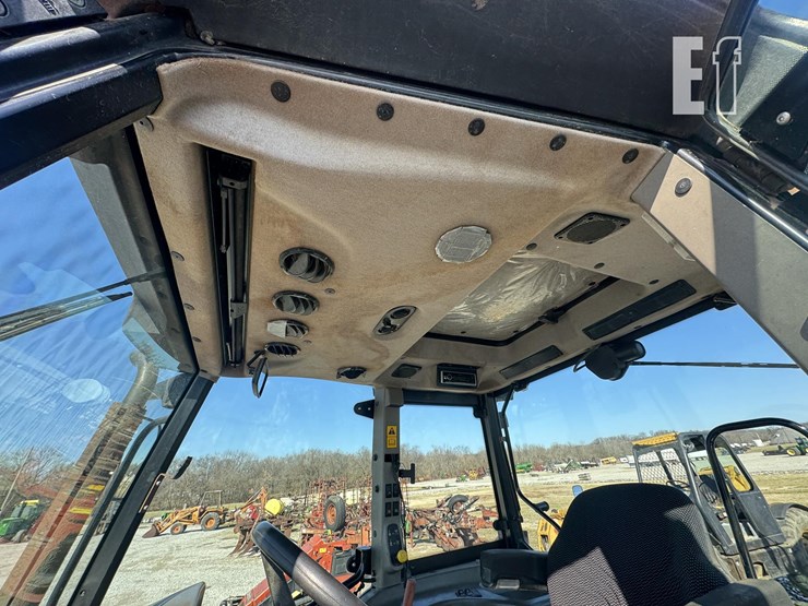 case-ih-jx1100u-image-11