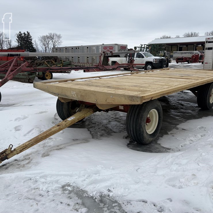 8.5X20' FLAT WAGON 45