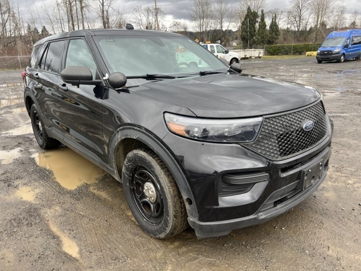 2019-ford-explorer-image-2