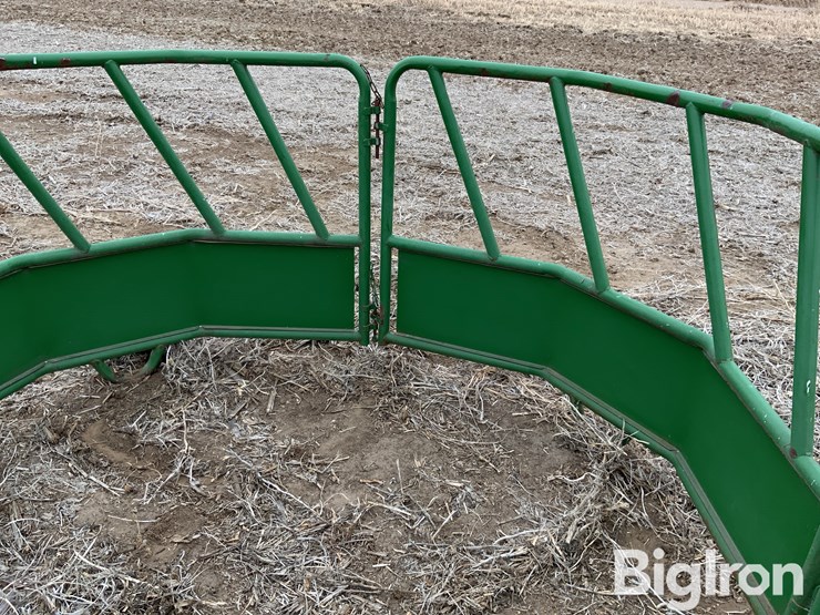 hw-foldable-bale-feeder-image-10