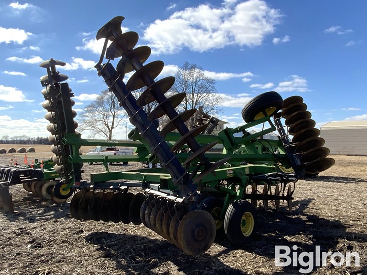 john-deere-630-image-5