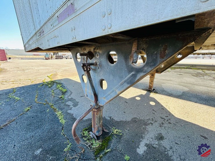 2001-utility-53-ft-image-21