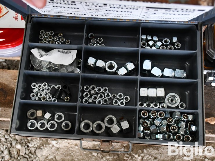 pallet-of-farm-support-image-19