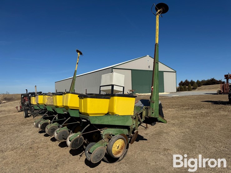 john-deere-7000-image-7