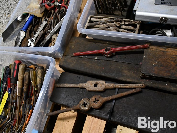 pallet-of-farm-support-image-17